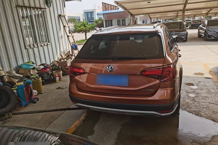 Used Volkswagen C-TREK 2017 1.6L Automatic Comfort Model
