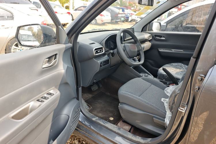 Used Wuling Hongguang New Energy 2025 Extended-Range Hybrid 50KM Comfort Version