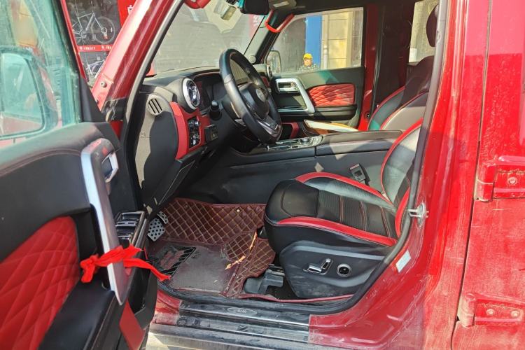 Used BAIC Off-Road BJ40 2018 PLUS 2.3T Automatic Four-Wheel Drive Premium Edition China V Driver Seat