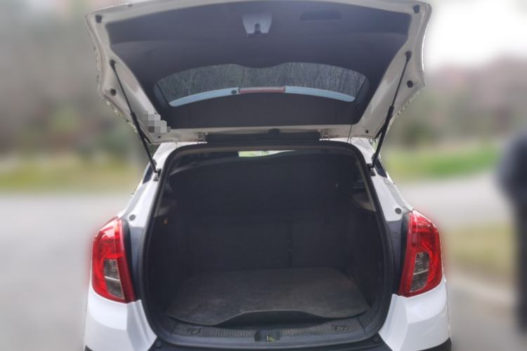 Used Buick Encore 2015 1.4T Automatic Two-Wheel Drive Urban Elite Version
