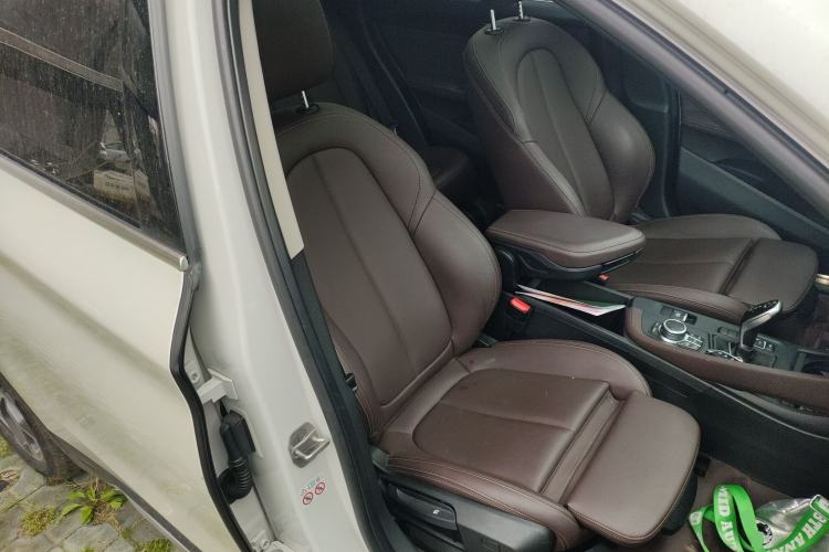 Used BMW X1 2022 sDrive20Li Fashion Model Right Front Seat