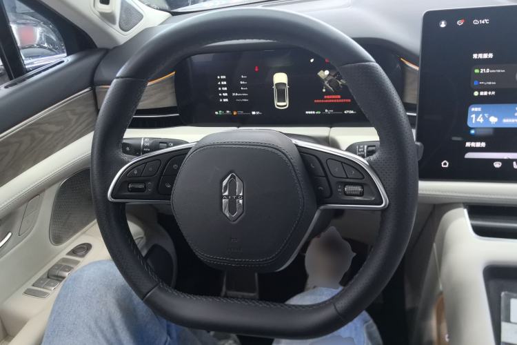 Used Hima AITO M5 2022 Extended-Range Four-Wheel Drive Performance Version
