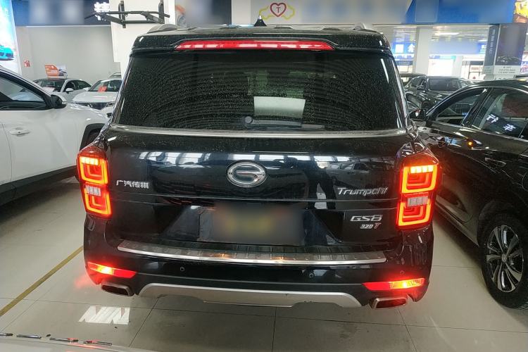 Used GAC Trumpchi GS8 2017 320T Two-Wheel Drive Luxury Smart Connectivity Version (7 Seats)