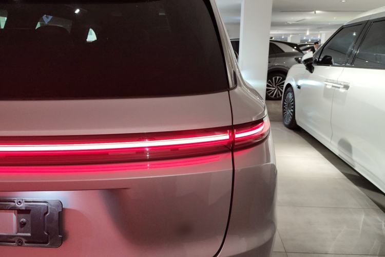 Used Li Auto L9 2022 Max model
