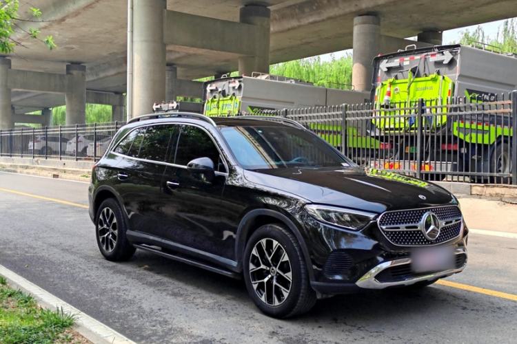 Used Mercedes-Benz GLC 2023 GLC 260 L 4MATIC Dynamic Edition 7-seater