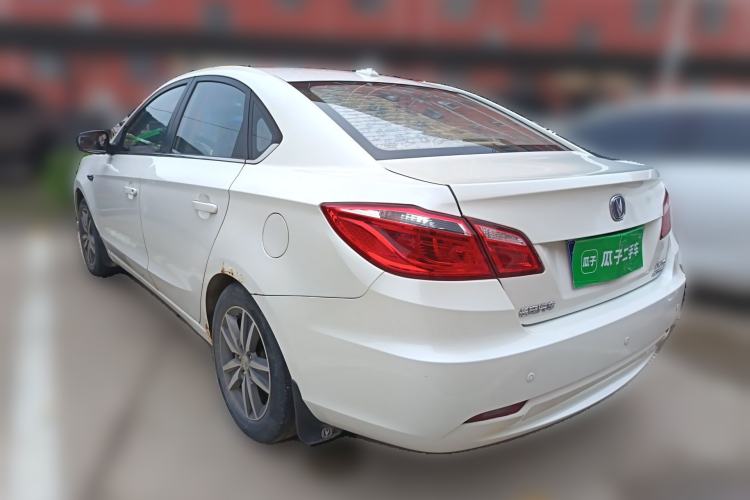 Used CHANGAN Eado 2015 1.6L Manual Luxury Model China IV Standard