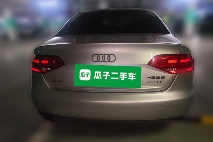 Used Audi A4L 2012 2.0 TFSI automatic standard version