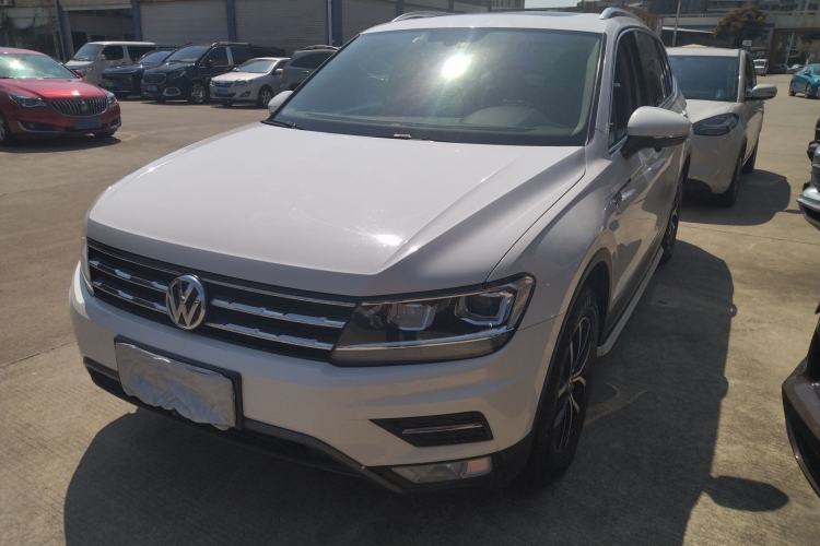 Used Volkswagen Tiguan L 2018 330TSI Automatic Two-Wheel Drive Luxury Edition
