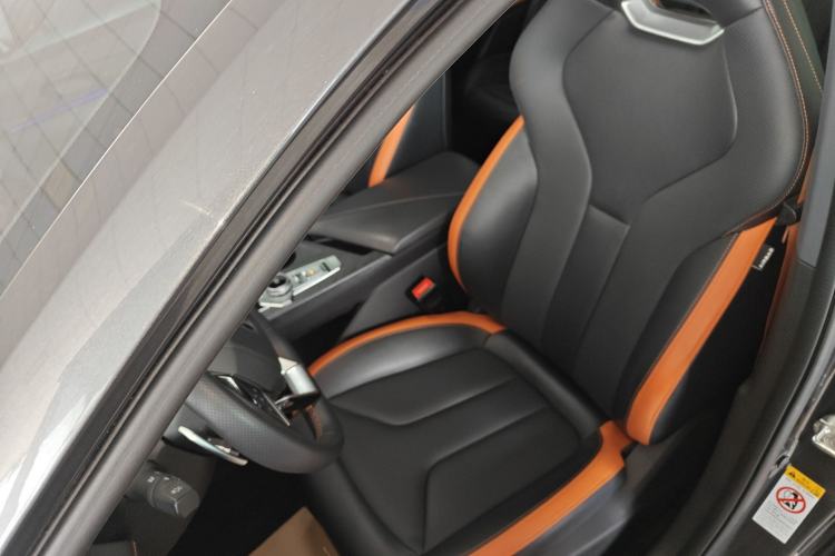 Used Changan UNI-V 2023 1.5T Prestige Model
