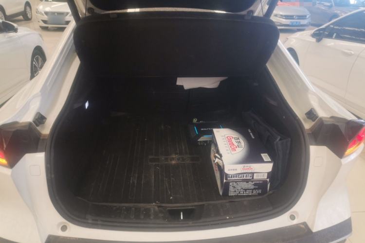 Used Deepal SL03 2023 200Max Range-Extended Version Trunk