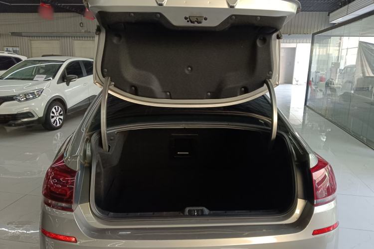 Used Citroen C5 2017 350THP Automatic Luxury Model
