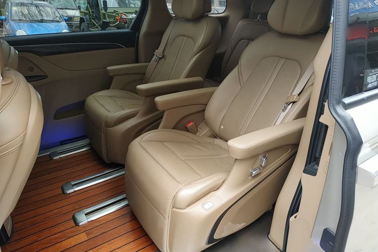 Used Buick GL8 2020 ES Land Cruiser 653T Luxury Model
