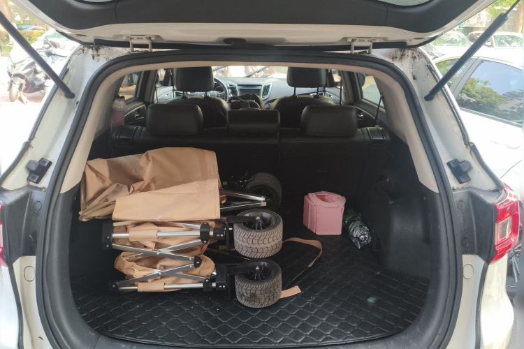 Used CHANGAN CS75 2014 1.8T Automatic Elite Model China IV Standard Trunk