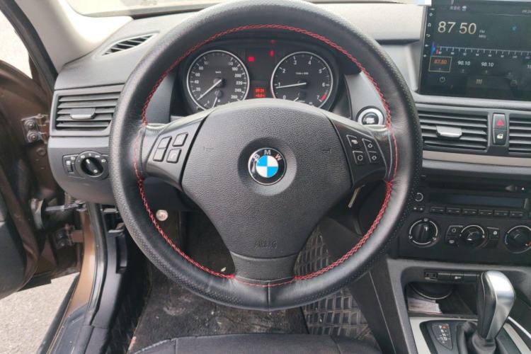 Used BMW X1 2012 sDrive18i Fashion Model
