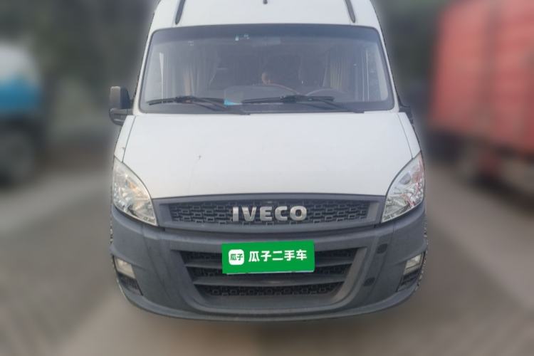 Used Iveco Power Daily 2017 2.5T Deluxe A37 Mid-Roof 6-7 Seater Bus 47Z5 Front