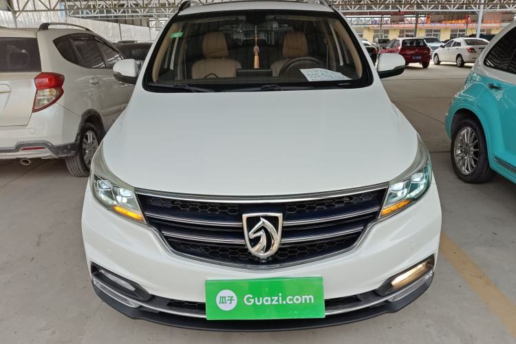 Used Baojun 730 2017 1.5T Manual Prestige Version 7 Seats
