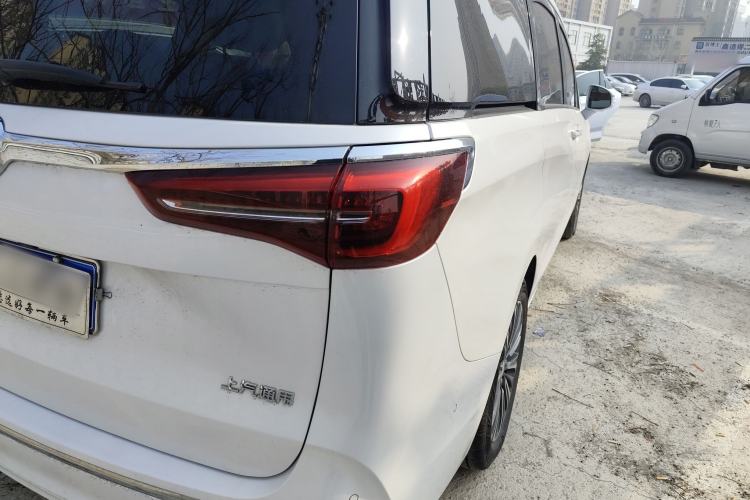 Used Buick GL8 2021 ES Landtrek 653T Luxury Model