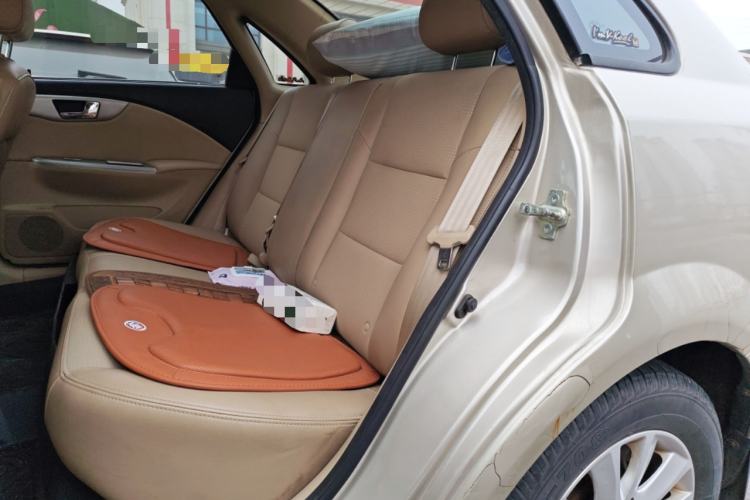 Used Buick Excelle 2013 1.5L Manual Classic Model