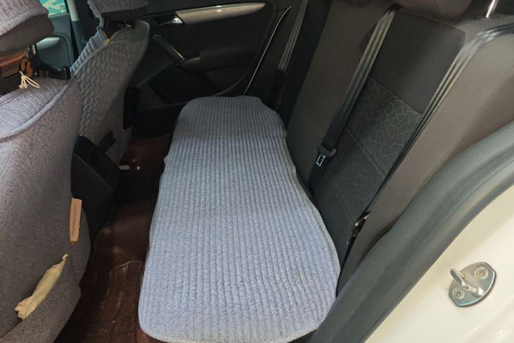 Used Volkswagen Lavida 2013 Revised Classic 1.6L Manual Fashion Edition Left Rear Seat