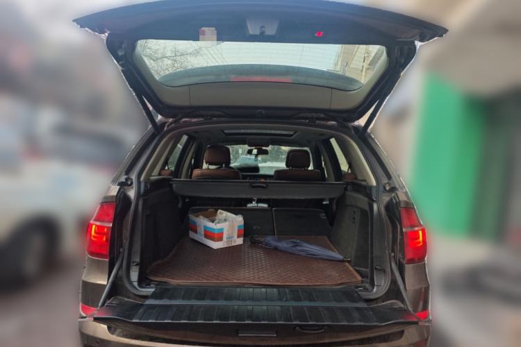 Used BMW X5 2012 xDrive35i Luxury Edition U.S. specification 5 seats