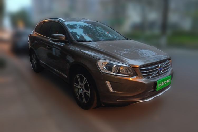 Used Volvo XC60 2014 Restyled T5 Zhiya Edition Front Right 45 Deg