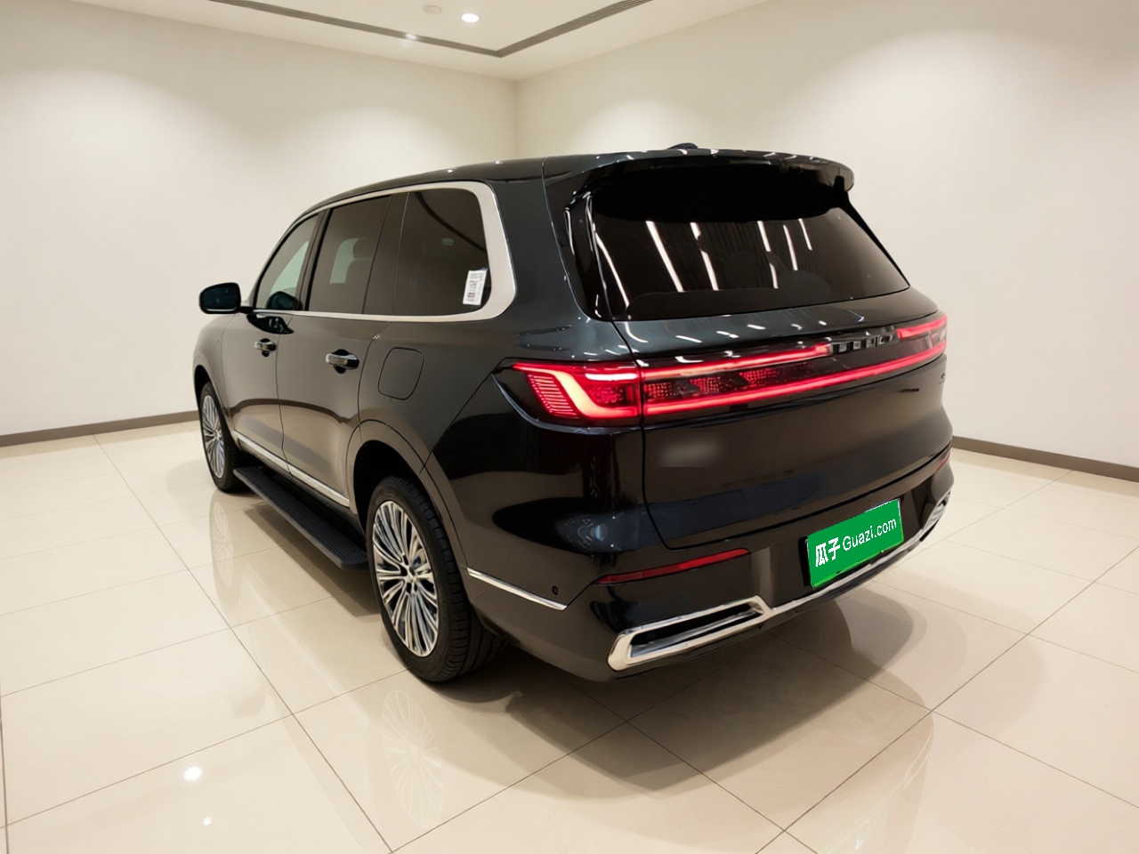 Geely Galaxy M9 2025 Model 210km Four-Wheel-Drive Leading Edition — снимка 4
