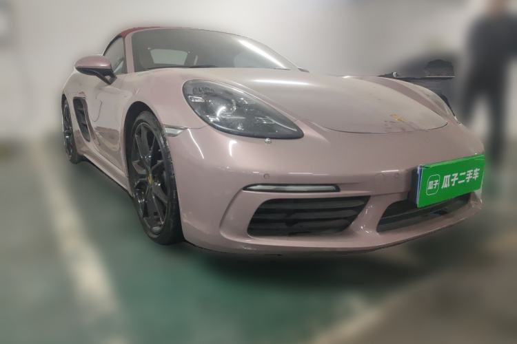 Used Porsche 718 2022 Boxster 2.0T Front Right 45 Deg