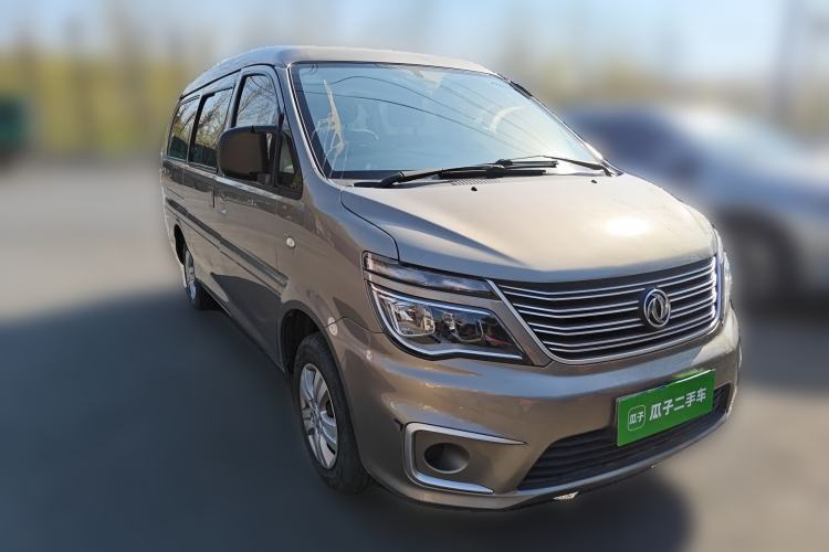 Used FORTHING Lingzhi 2020 M5L 1.6L Base Model 7 Seats Front Right 45 Deg