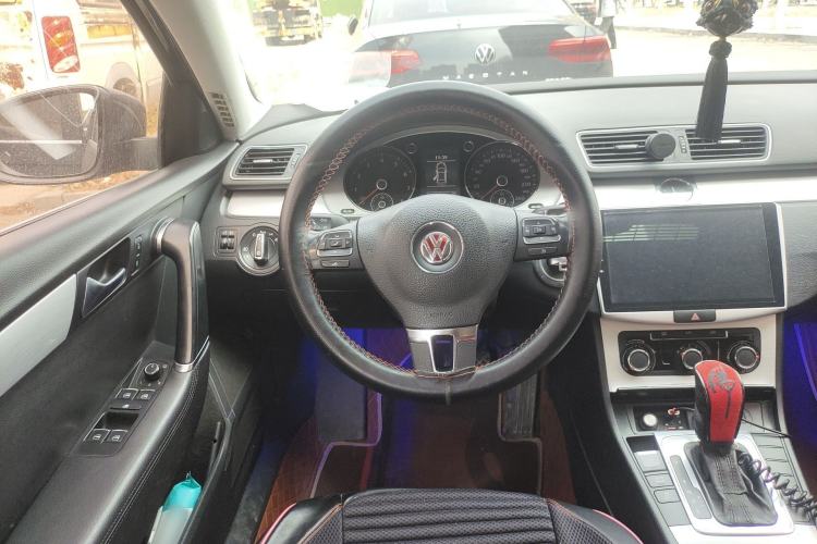 Used Volkswagen Magotan 2013 1.8TSI Premier Model Steering Wheel