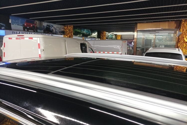 Used Hongqi HS5 2022 Revised Version 2.0T Smart Connect Flagship Edition
