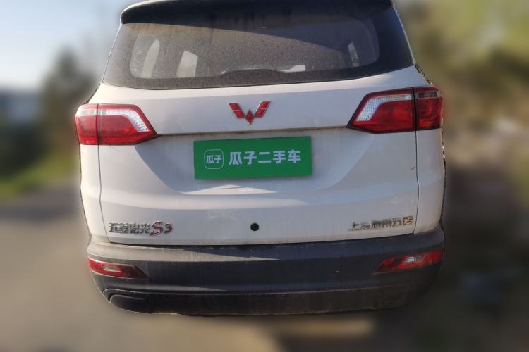 Used Wuling Hongguang S3 2018 1.5L Manual Standard Version China V Standard Rear