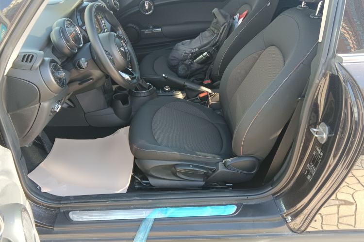 Used MINI MINI 2014 1.5T COOPER Fun
