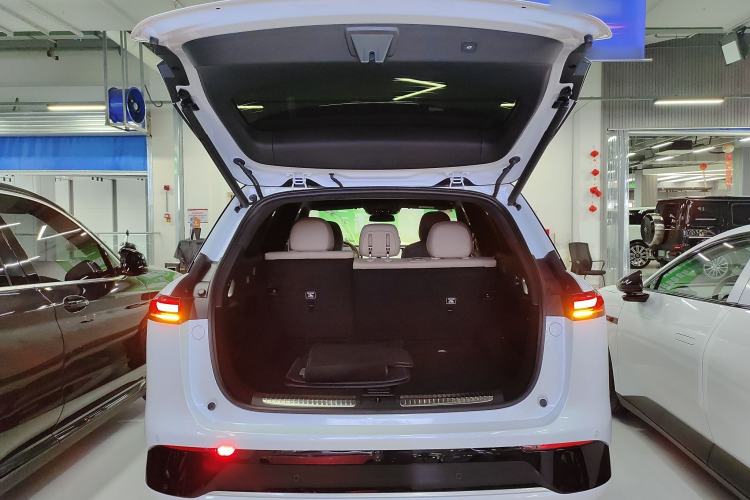 Used XPeng G9 2025 625 Long-Range Max
