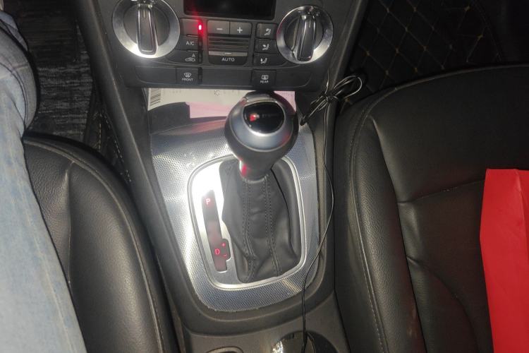 Used Audi Q3 2016 30 TFSI Collector's Edition Comfort Model
