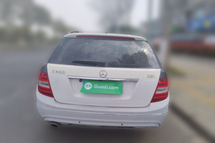 Used Mercedes-Benz C-Class 2011 C 200 Fashion Travel Edition