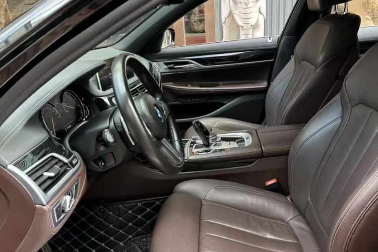 Used BMW 7 Series 2018 730Li Leading Model M Sport Package

