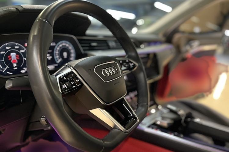 Used Audi e-tron 2021 50 quattro Prestige Edition
