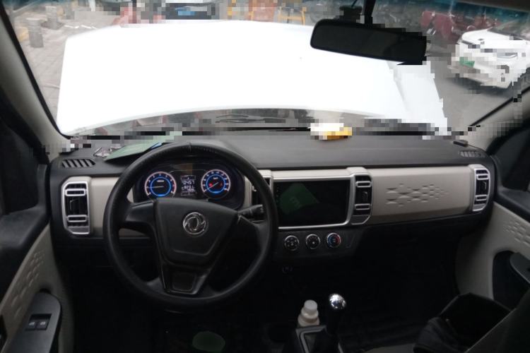 Used Dongfeng Xiaokang C36 2024 1.5L Standard II Center Console