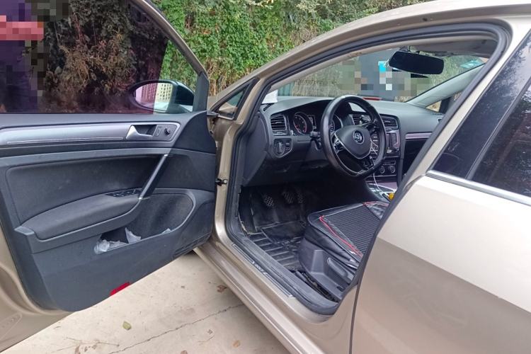 Used Volkswagen Golf 2017 230TSI Manual Comfort Edition – Celebrating Milestone of One Million Units
