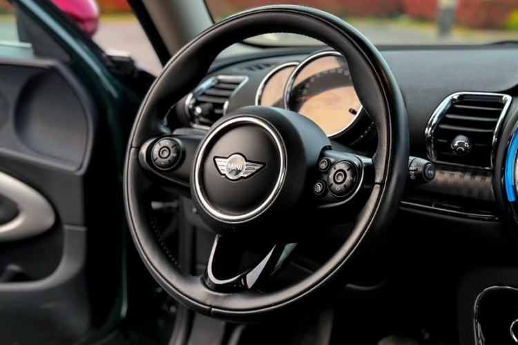 Used MINI Clubman 2016 Revised Version 1.5T COOPER Connoisseur Edition
