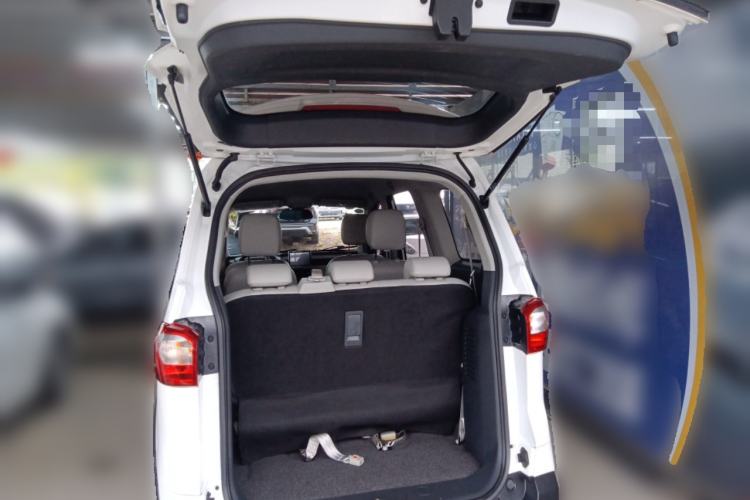 Used BAIC Changhe M70 2017 1.5L manual first-class cabin Trunk