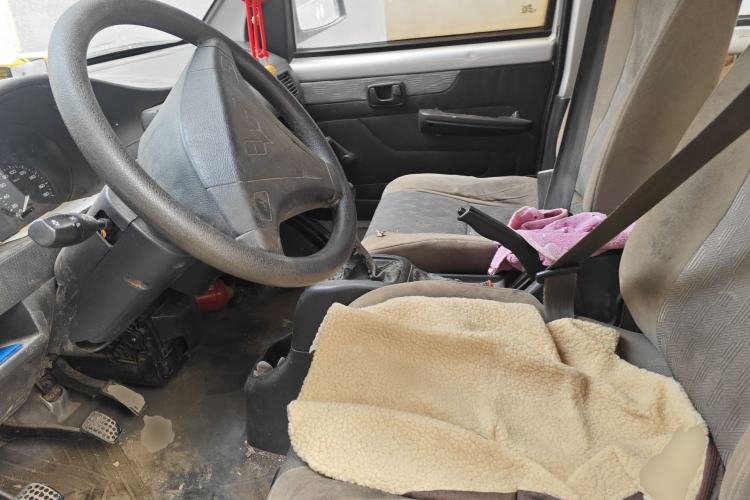 Used Wuling Rongguang 2014 1.2L S Base Model