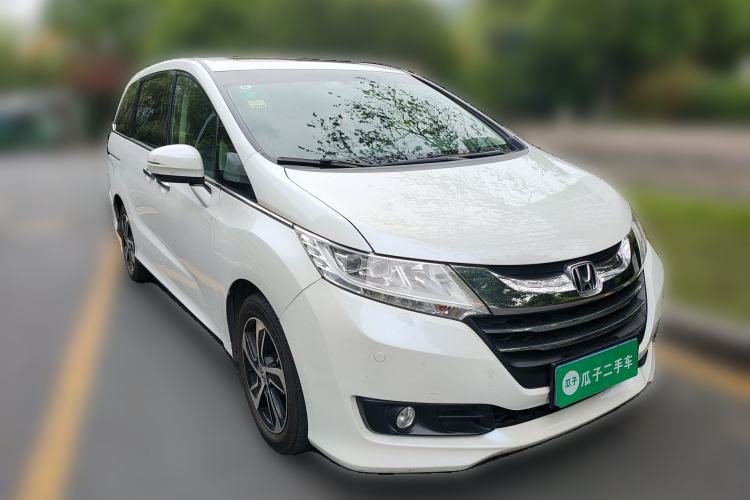 Used Honda Odyssey 2017 2.4L Smart Edition Front Right 45 Deg