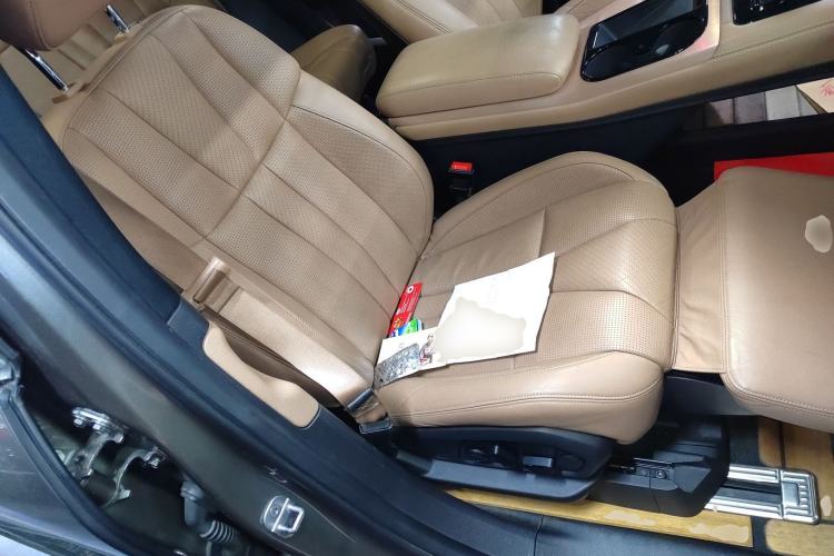 Used Nio ES8 2018 355 km Base Version 7-Seater Edition