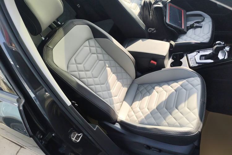 Used Volkswagen Tayron 2024 330TSI Two-Wheel Drive R-Line High-Energy Version