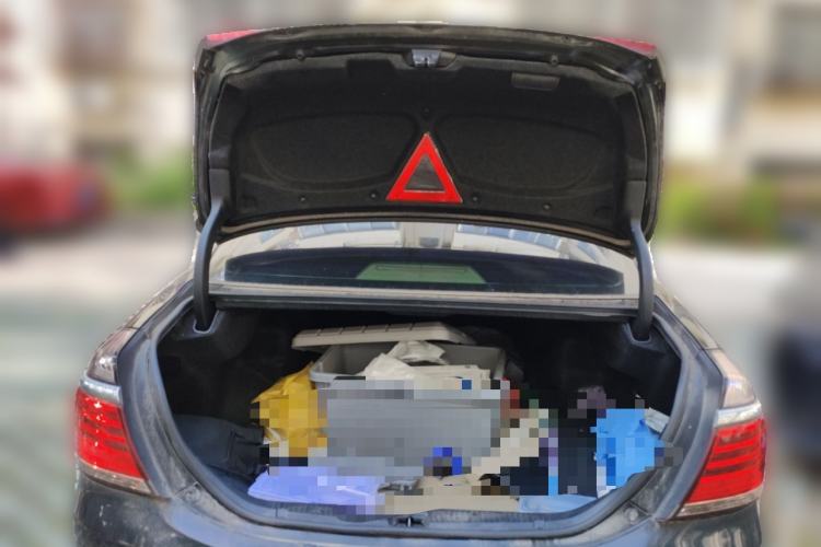 Used Toyota Crown 2012 2.5L Royal Leather Edition Trunk