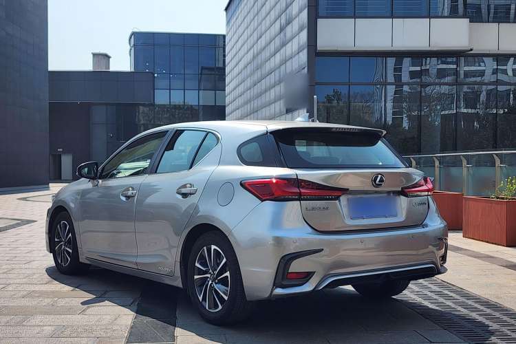 Used Lexus CT 2017 CT200h Elite Edition Solid Color China V Standard
