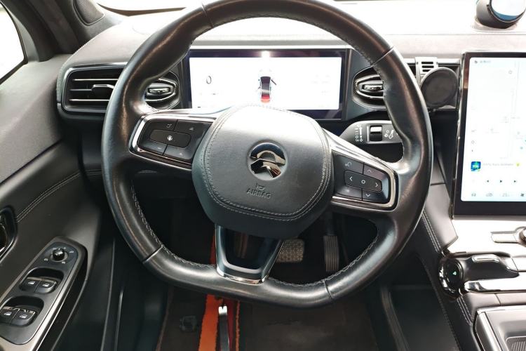 Used Nio EC6 2020 605 km Sport Edition Steering Wheel