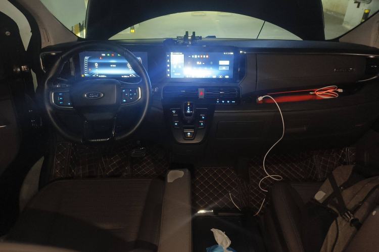 Used Ford Tourneo Custom 2023 2.0T Automatic Prestige Edition