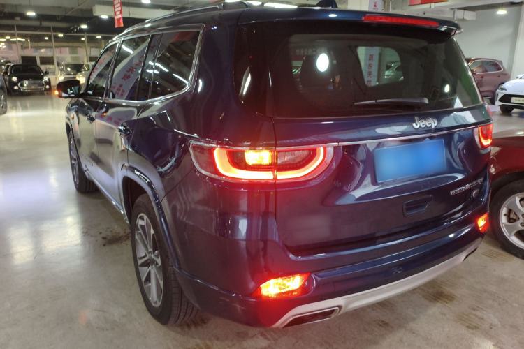 Used Jeep Grand Commander 2018 2.0T Four-Wheel Drive Smart Enjoyment Version China V Emission Standard